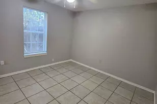 6832 Hunt St, Milton, FL 32570 - Photo 8