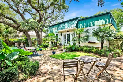 704 Bayshore Dr, Pensacola, FL 32507 - Photo 1