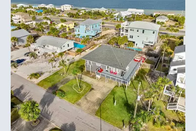 1409 Maldonado Dr, Pensacola Beach, FL 32561 - Photo 2