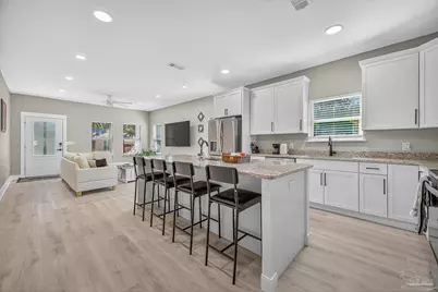 8355 Dudley Ave, Pensacola, FL 32504 - Photo 18