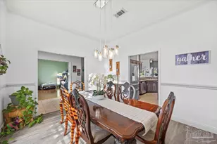 1896 Sundown Dr, Navarre, FL 32566 - Photo 10