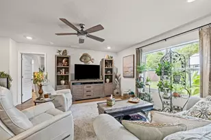 5277 Peach Dr, Pace, FL 32571 - Photo 4