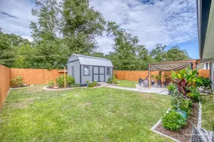 5277 Peach Dr, Pace, FL 32571 - Photo 2