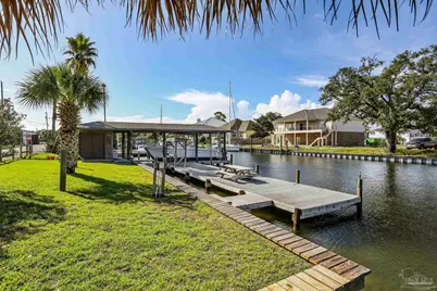 2653 Del Mar Dr, Gulf Breeze, FL 32563 - Photo 4
