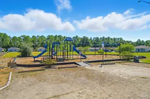 8801 Camshire Cir, Pensacola, FL 32507 - Photo 10