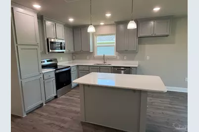 9699 Angel Oak Dr, Pensacola, FL 32526 - Photo 10