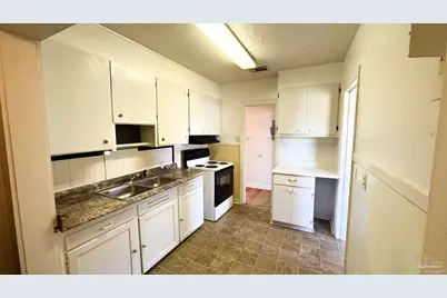 213 Bryant Rd, Pensacola, FL 32507 - Photo 6