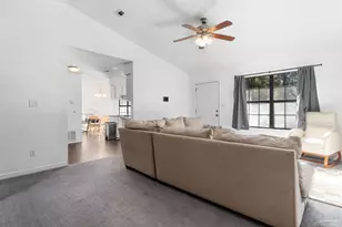 121 Claire Dr, Crestview, FL 32536 - Photo 8