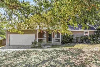 121 Claire Dr, Crestview, FL 32536 - Photo 2