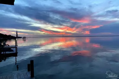 4228 E Sandy Bluff Dr, Gulf Breeze, FL 32563 - Photo 34