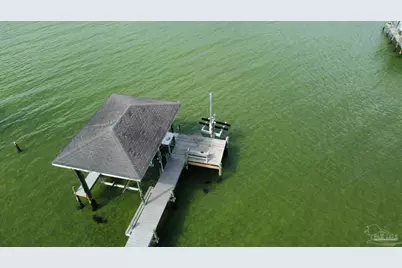 4228 E Sandy Bluff Dr, Gulf Breeze, FL 32563 - Photo 38