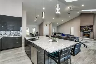 4228 E Sandy Bluff Dr, Gulf Breeze, FL 32563 - Photo 2