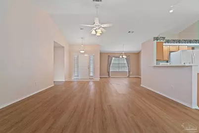 1204 Bartram Ln, Pensacola, FL 32507 - Photo 6