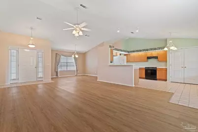 1204 Bartram Ln, Pensacola, FL 32507 - Photo 8