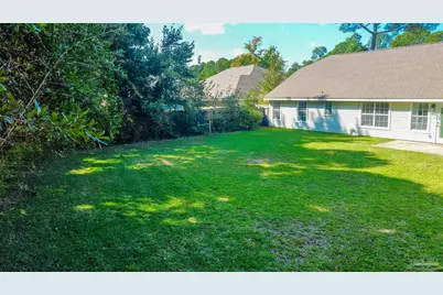1356 Sterling Point Dr, Gulf Breeze, FL 32563 - Photo 8