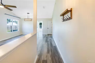 1356 Sterling Point Dr, Gulf Breeze, FL 32563 - Photo 12