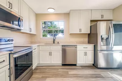 1356 Sterling Point Dr, Gulf Breeze, FL 32563 - Photo 20