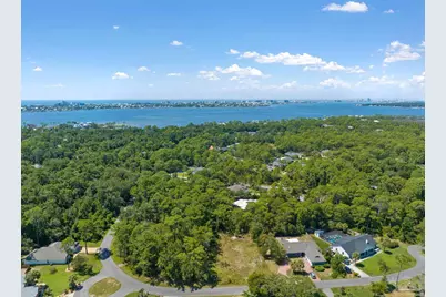 16502 North Shore Ln, Pensacola, FL 32507 - Photo 30