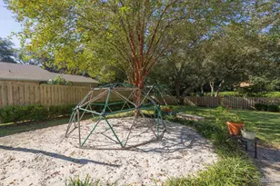 6 Pinetree Dr, Gulf Breeze, FL 32561 - Photo 30