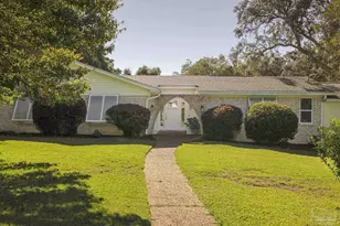 6 Pinetree Dr, Gulf Breeze, FL 32561 - Photo 1