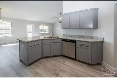 5369 Hidden Pines Cir, Milton, FL 32583 - Photo 4