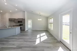 5369 Hidden Pines Circle, Milton, FL 32583 - Photo 2