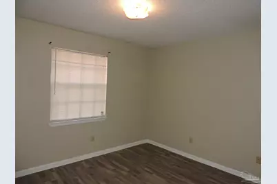 5099 Yacht Harbour Cir, Pensacola, FL 32514 - Photo 2