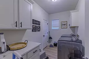 4601 Queen Palm Ct, Pace, FL 32571 - Photo 20