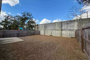 392 Hilburn Ln, Pensacola, FL 32504 - Photo 22