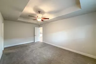 392 Hilburn Ln, Pensacola, FL 32504 - Photo 10