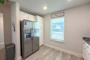 392 Hilburn Ln, Pensacola, FL 32504 - Photo 8