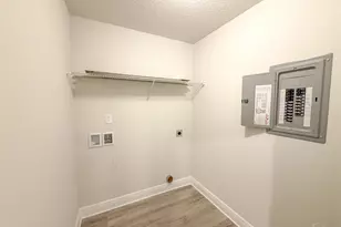 392 Hilburn Ln, Pensacola, FL 32504 - Photo 18