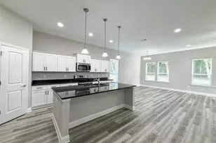 4578 Red Oak Dr, Milton, FL 32583 - Photo 8