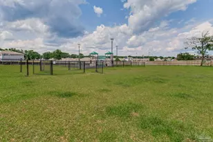 3980 Pendragon Cir, Milton, FL 32583 - Photo 4