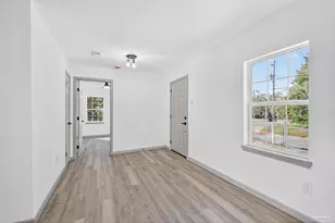 1000 N G St, Pensacola, FL 32501 - Photo 10