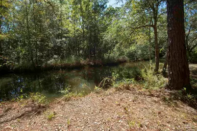 5877 Moors Oaks Dr, Milton, FL 32583 - Photo 46