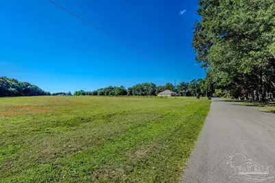 3A Tidwell Rd, Pace, FL 32571 - Photo 4