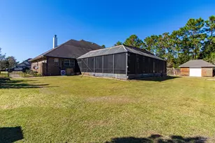 2628 Holley Club Dr, Navarre, FL 32566 - Photo 54