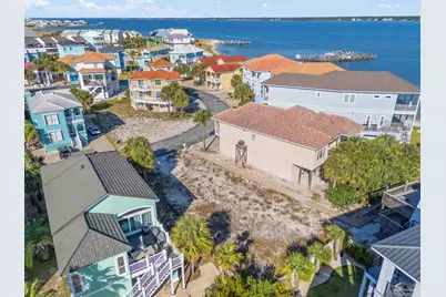 1428 Sonata Ct, Navarre Beach, FL 32566 - Photo 4