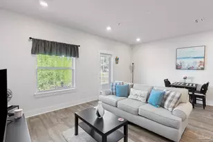 1518 Farragut Way, Pensacola, FL 32534 - Photo 8