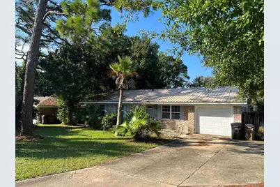 2855 Bayview Way, Pensacola, FL 32503 - Photo 1