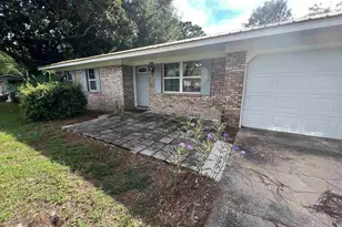 2855 Bayview Way, Pensacola, FL 32503 - Photo 2