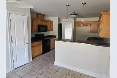 9137 Iron Gate Blvd, Milton, FL 32570 - Photo 4