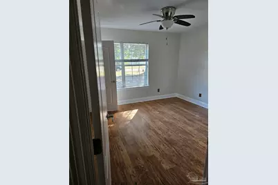 9137 Iron Gate Blvd, Milton, FL 32570 - Photo 6