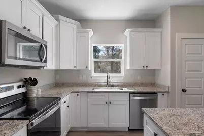 5087 San Pedro Ct, Milton, FL 32583 - Photo 14