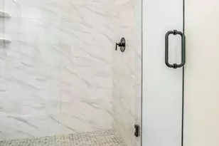 520 N Devillers St, Pensacola, FL 32501 - Photo 38