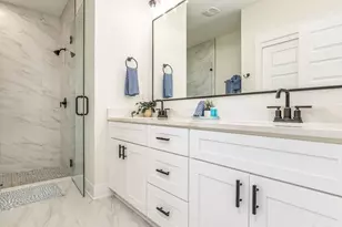 520 N Devillers St, Pensacola, FL 32501 - Photo 12