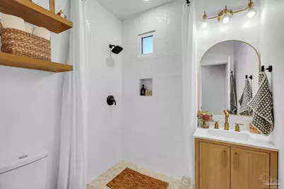 1613 E De Soto St, Pensacola, FL 32501 - Photo 12