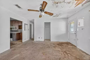 4727 Cyril Dr, Pace, FL 32571 - Photo 4