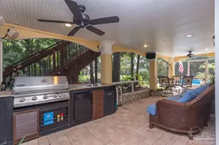 1611 Luzon Ln, Gulf Breeze, FL 32563 - Photo 12